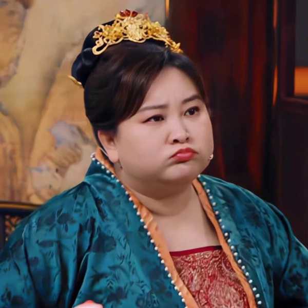 贾玲成功减肥100斤!贾玲暴瘦引期待