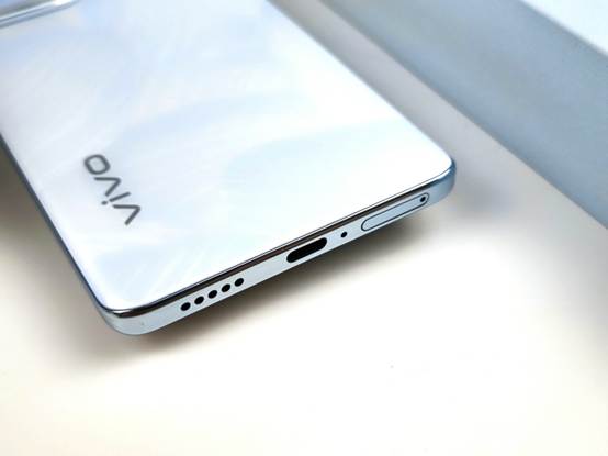 vivo S18 Pro评测：X100同款旗舰主摄加持 最强“中杯”影像旗舰