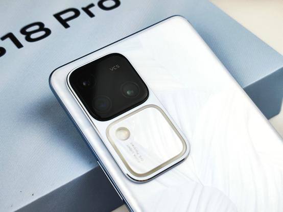 vivo S18 Pro评测：X100同款旗舰主摄加持 最强“中杯”影像旗舰