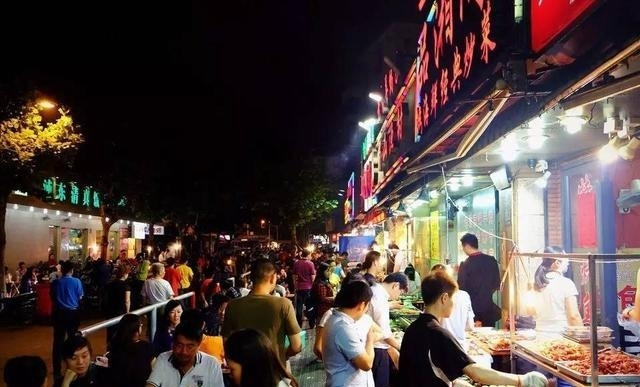 上海人气最高的十大美食街