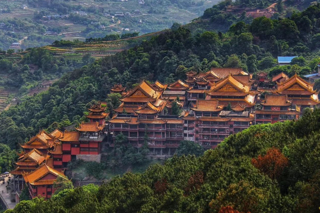 泸州市有什么好玩的景点？泸州旅游景点排名前十 
