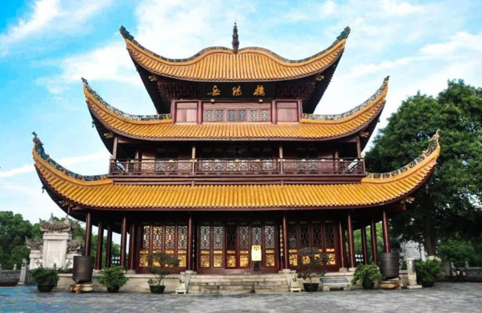 岳阳旅游必去十大景点，岳阳旅游最值得去的地方 