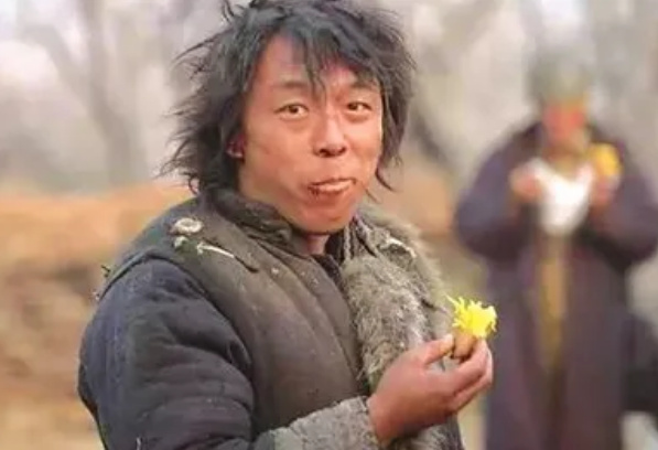 笑到肚子疼的