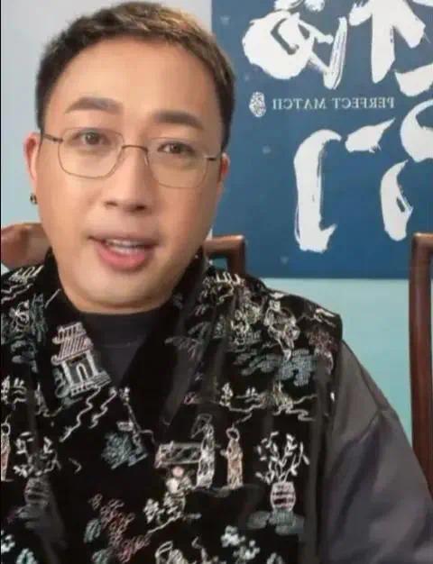 于正晒嘉行公司老板聊天截图
