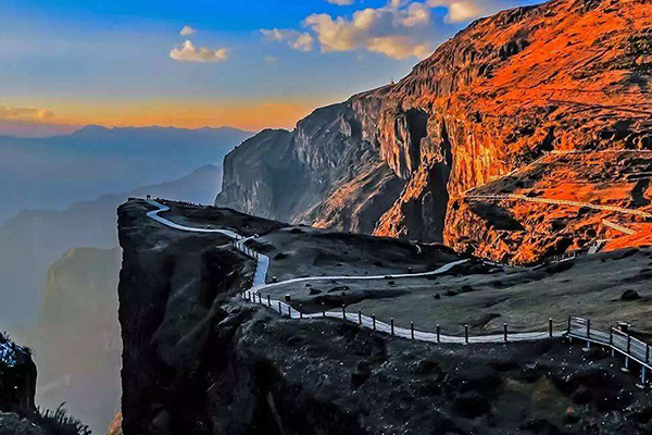 河南哪里爬山