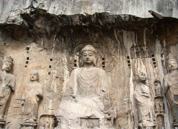 中国最大的石窟：龙门石窟距今有1400多年历史 