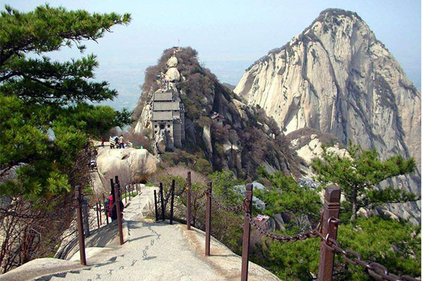 陕西十大旅游景点：大雁塔上榜，华山位列第一 