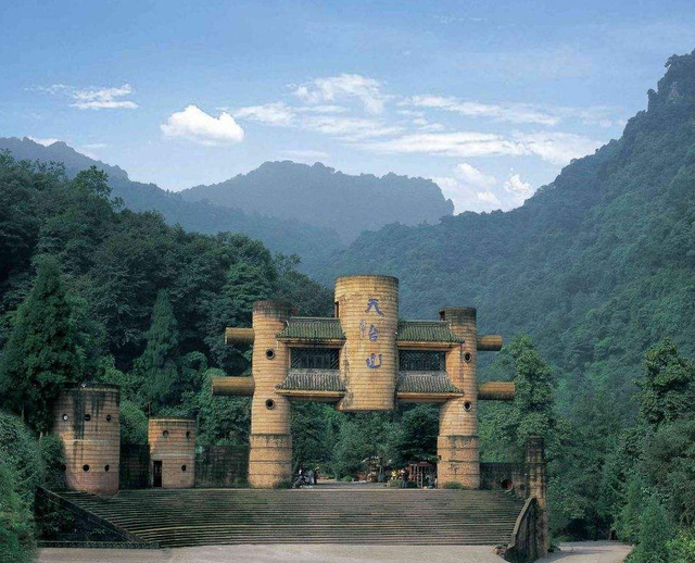 成都10大名山旅游推荐
