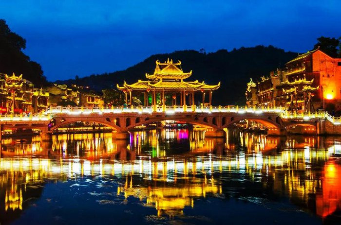湖南湘西10大旅游景点，湘西最有趣的景点在哪里 
