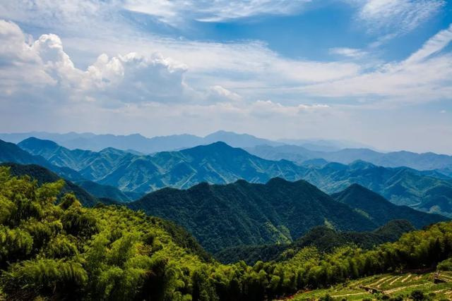 宁波十大秋季旅游好去处，秋天宁波哪里好玩的景点 