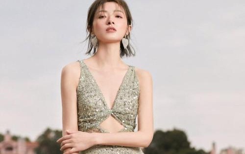 万茜主持首秀,万茜主持,万茜何炅