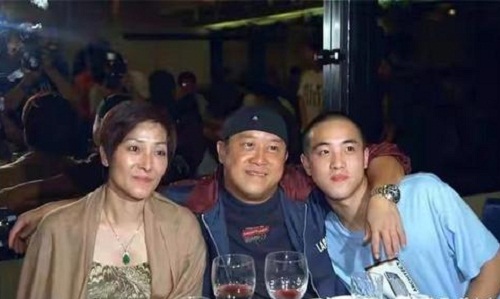 曾志伟妻子去世,曾志伟老婆朱锡珍