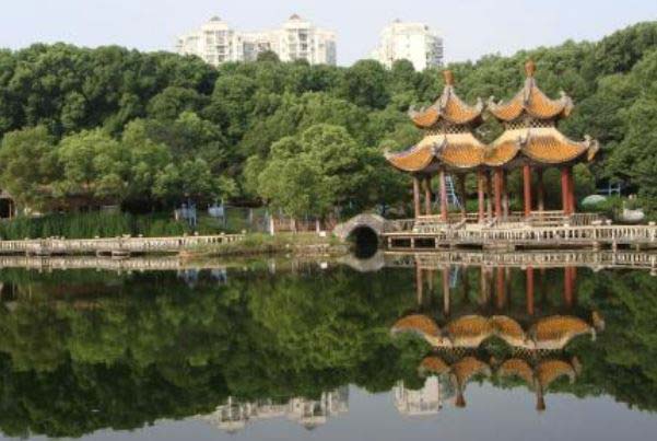 云南著名十大景点