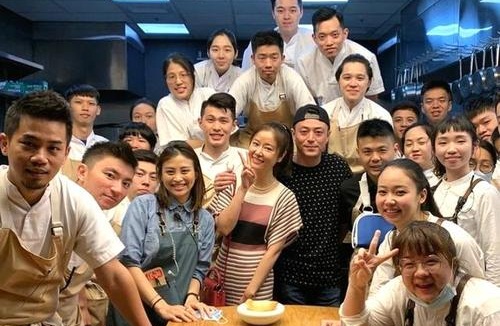 林心如霍建华庆祝结婚四周年晒照秀恩爱 林心如娇霍建华合照详情