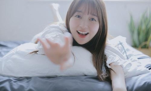 金莎采访称很糊的艺人才有自由 网友直呼人间真实