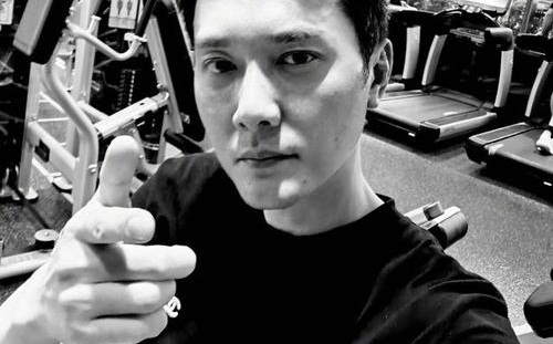 冯绍峰回应长胖微博晒健身照引热议 冯绍峰图片最新详情介绍