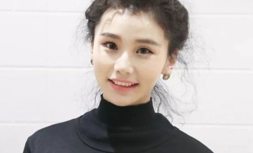 郑云龙刘浩冉,郑云龙恋情疑曝光,郑云龙女朋友