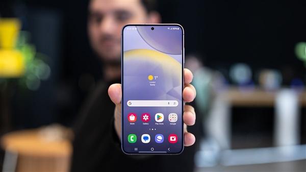 三星Galaxy S24+屏幕是康宁Gorilla Armor玻璃材质吗