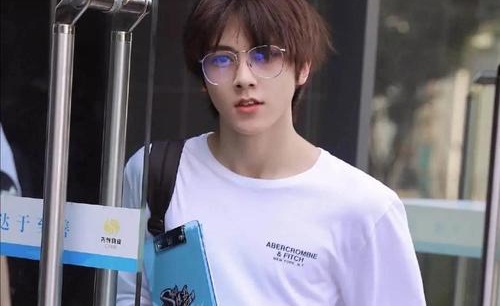 左林杰是混血儿吗,左林杰哪里人,左林杰简介