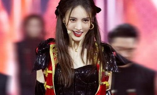 金晨悬空一字马,乘风破浪的姐姐总决赛