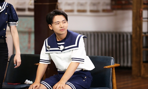 郭麒麟学历为什么低 自曝初中辍学去讲相声