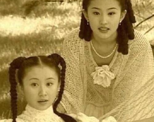 舒畅为刘亦菲庆生 舒畅微博晒与刘亦菲合照网友直呼神仙友谊