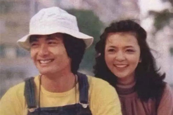 陈荟莲和陈玉莲是什么关系 周润发为什么娶的陈荟莲