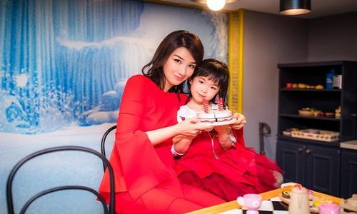 黄奕婚姻,你是风儿我是沙