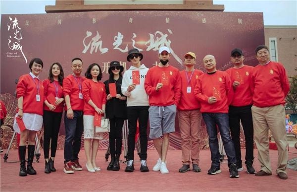 《流光之城》正式开机 许魏洲景甜挑战师生虐恋详情