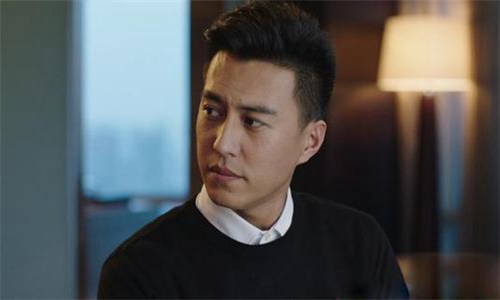 靳东的老年粉有多疯狂是怎么回事 大妈因沉迷靳东遭欺骗事件详情