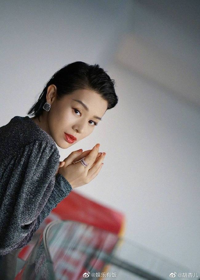 胡杏儿隔空为大儿子庆生,胡杏儿黄宗泽的故事