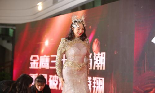 宋茜的礼服显胖引热议 宋茜金鹰女神造型显胖被嘲备受争议