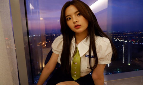 杨超越,女明星,杨超越个人资料介绍,杨超越用嘴