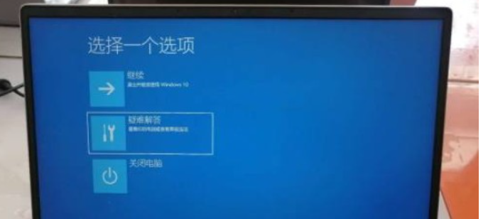如何操作联想内置的一键重新安装系统呢？