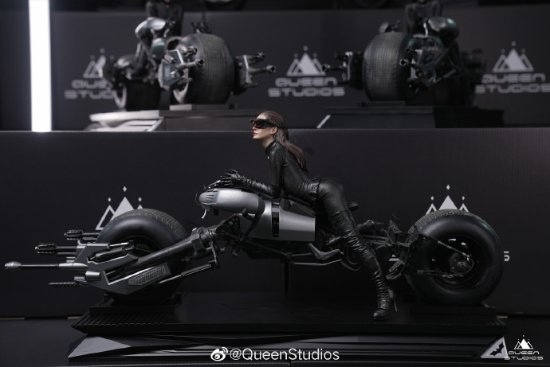 安妮海瑟薇版：QS猫女1/6全身像工厂实拍图来了！