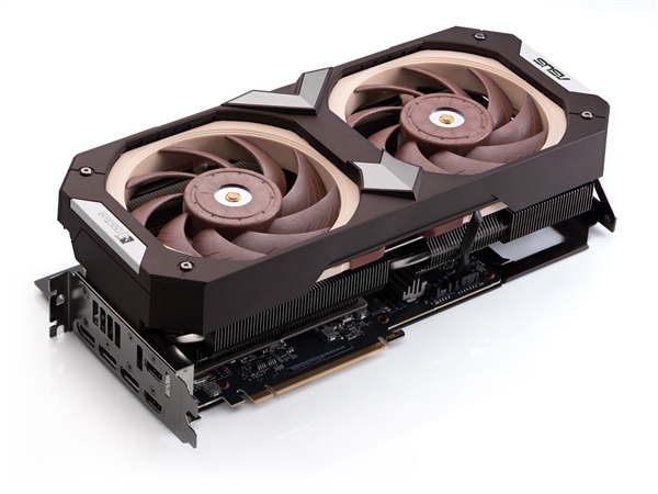 4.3槽庞然巨物！华硕猫头鹰版RTX 4080来了：噪音/温度喜人