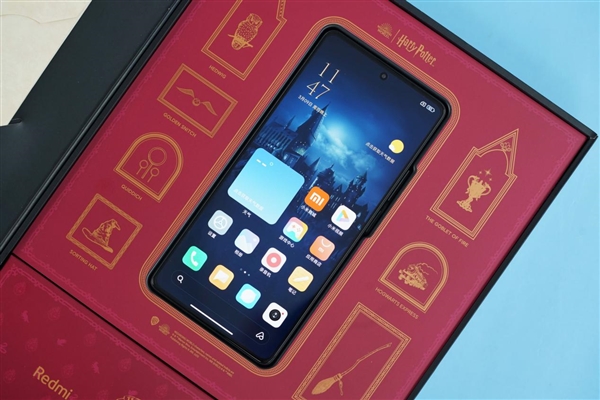 魔法氛围拉满！Redmi Note 12 Turbo哈利波特版图赏