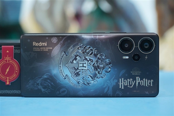 魔法氛围拉满！Redmi Note 12 Turbo哈利波特版图赏