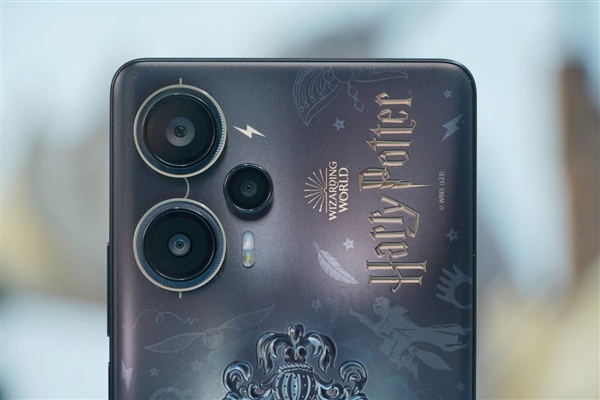魔法氛围拉满！Redmi Note 12 Turbo哈利波特版图赏