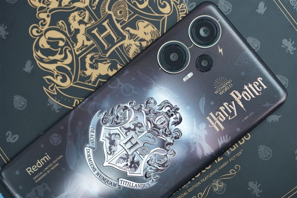 魔法氛围拉满！Redmi Note 12 Turbo哈利波特版图赏
