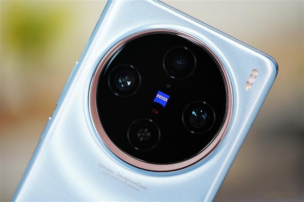 vivo X100 Pro主摄是可变光圈吗