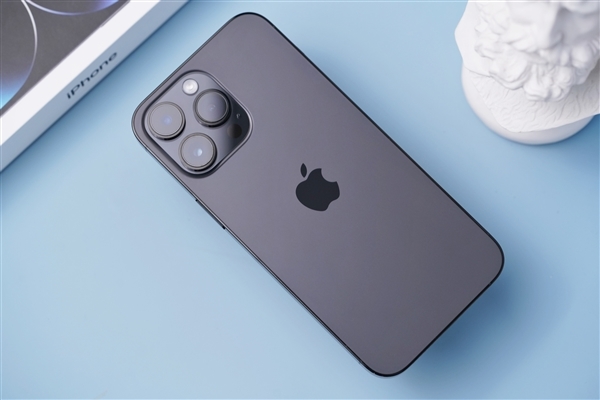 能跟华为P60比吗？郭明錤确认iPhone 15 Pro Max搭载潜望式长焦