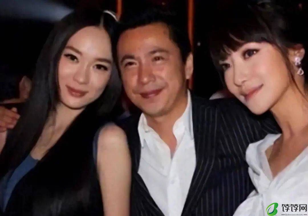 又一对恩爱夫妻被曝离婚？男方曾被曝私联女网红，两人10年恩爱终成一场空？-月光资讯网