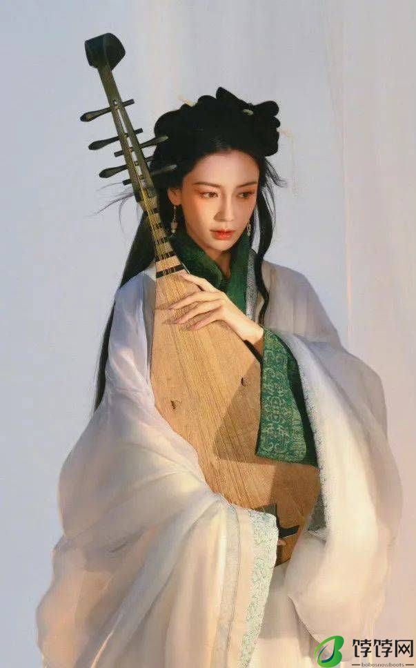 陈晓陈妍希离婚那点事？鞠婧祎被丝芭封杀？佟大为生儿子拼三胎？罗云xi网暴素人？杨颖回归跑男？-月光资讯网