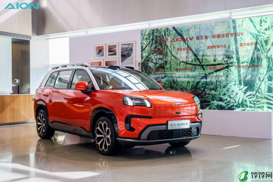 第二代AION V官宣内饰，拥有与外型“极不相称”的内部空间