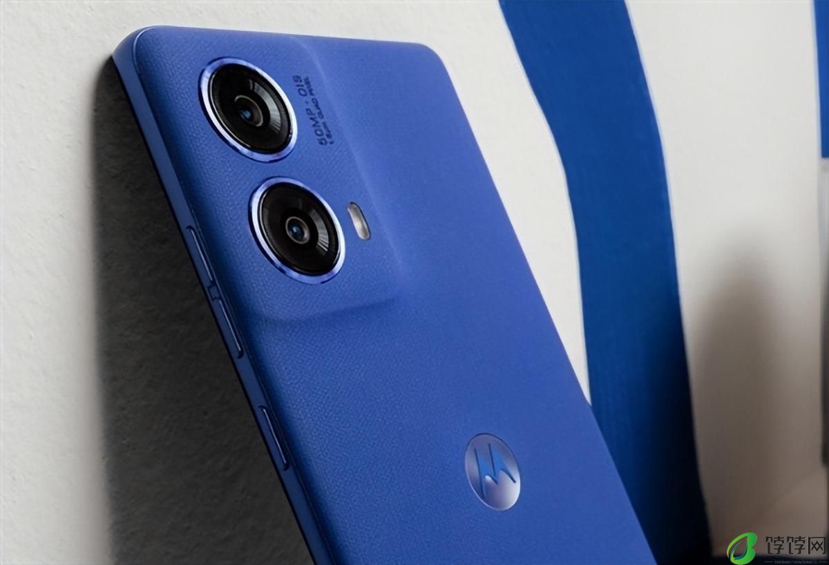 行业唯一!moto S50 Neo宣布提供4年质保