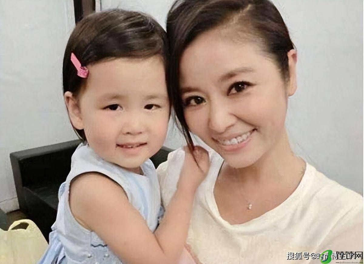 霍建华没想到，娶貌若天仙的林心如升华基因，却被女儿的长相打脸-月光资讯网