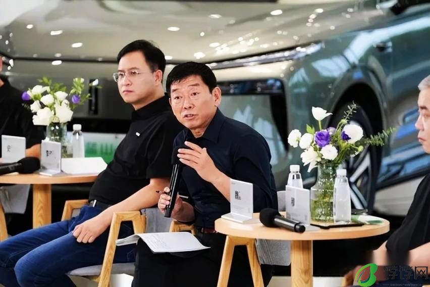 李某峰的嘴，就是新一代哈福H6再创辉煌的“绊脚石”！