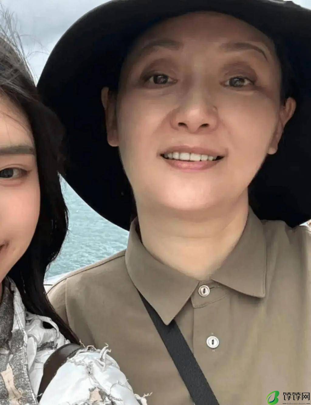 冯小刚养女徐朵晒度假照 56岁徐帆素颜出镜-月光资讯网