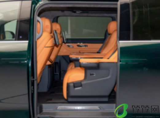 定位高端MPV，售价或达60万级，LEVC L380将上市